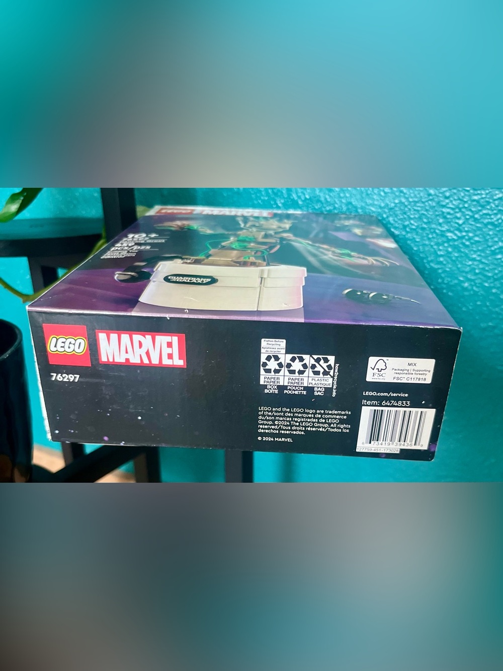 Legos Marvel Dancing Groot Collectible - Guardians of the Galaxy - Picture 3 of 11